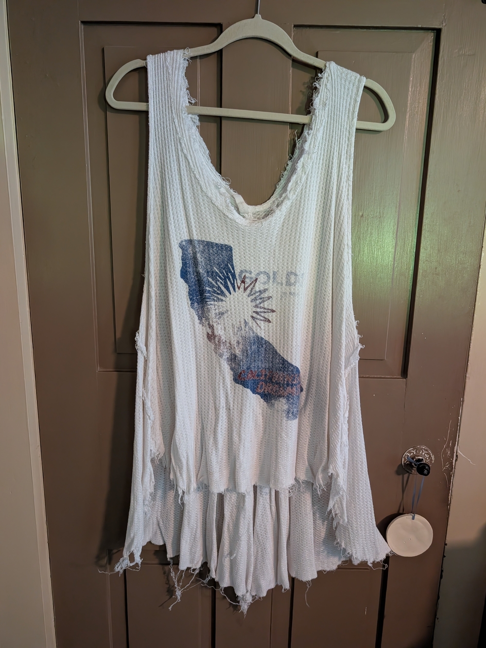 Free People Women's White Graphic Waffle Knit Tank Top - Size Large